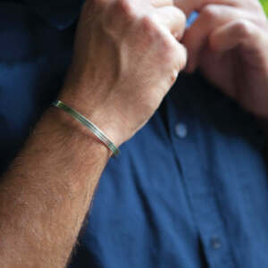 Le jonc GASTON en argent de la collection Sillages