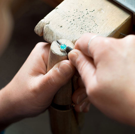 Apprendre à créer son propre bijou