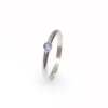 La bague YOU en argent sertie d'une iolite, pièce unique taille 55