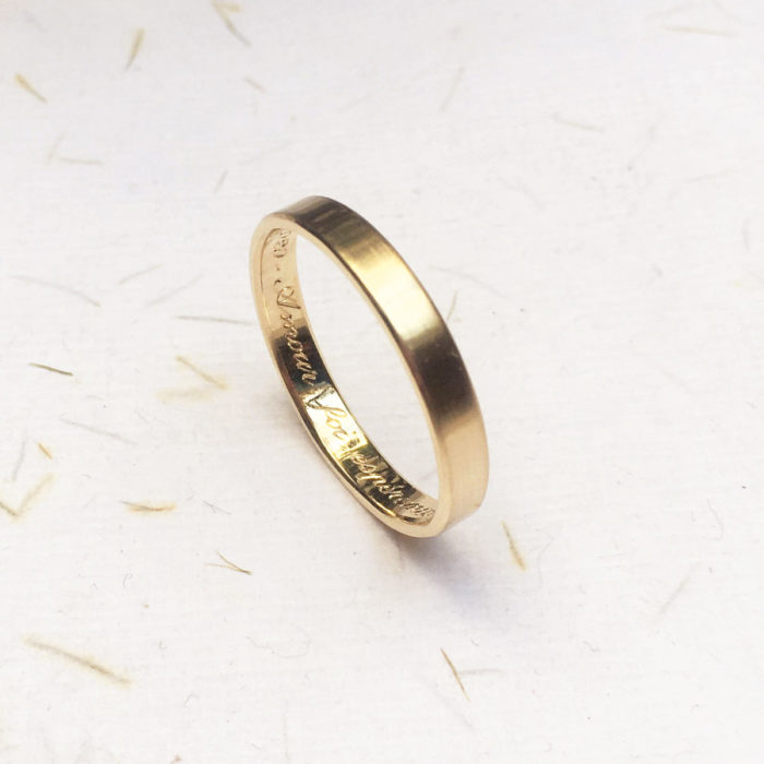 La bague ERNEST en or jaune 18 carats Fairmined