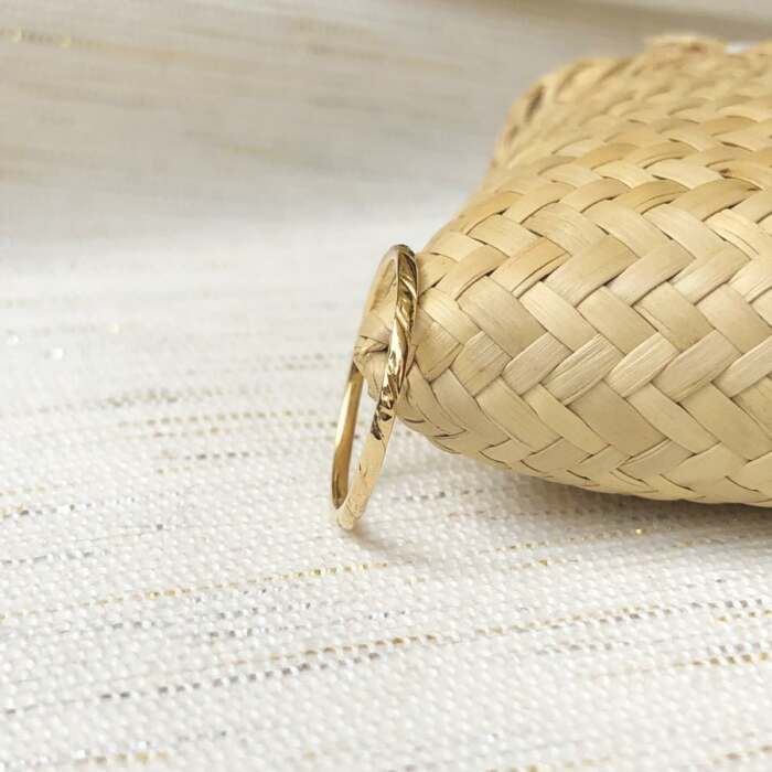 La bague ELINA en or jaune 18 carats Fairmined