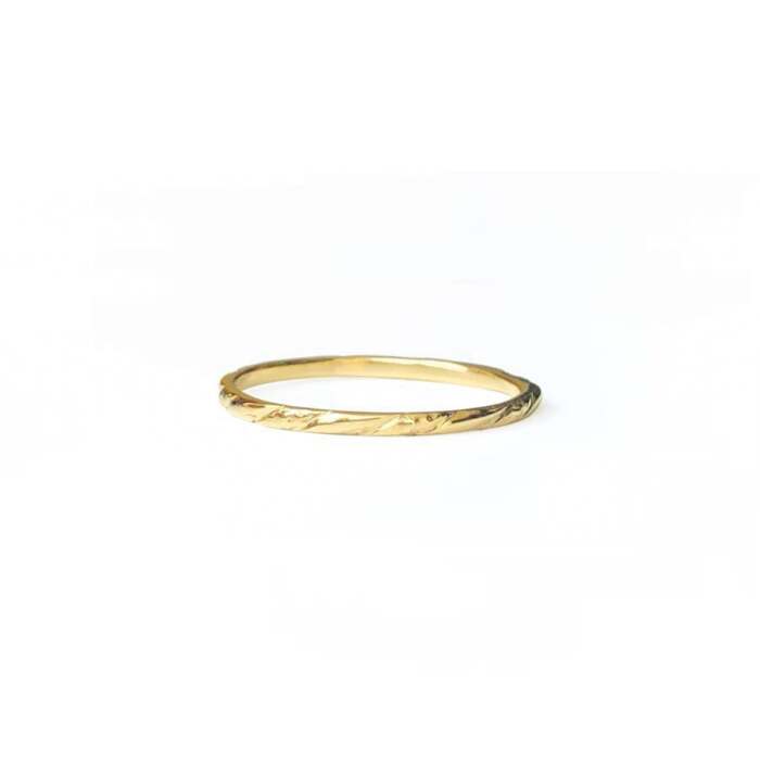 La bague ELINA en or jaune 18 carats Fairmined