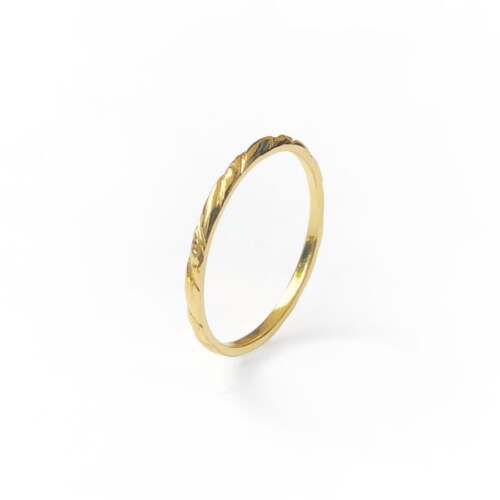 La bague ELINA en or jaune 18 carats Fairmined