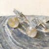 Les boutons de manchette Justin en argent 925 et quartz rutile.