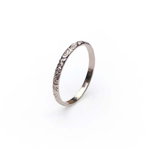 La bague VERA en or gris palladié 18 carats Fairmined