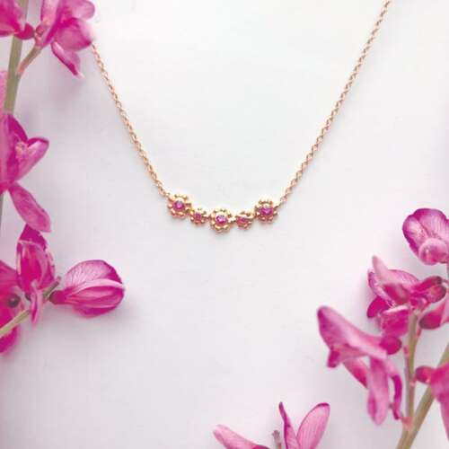 Le grand collier Lena en or rose 18 carats Fairmined et saphirs roses
