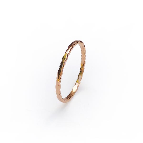 La bague BIANCA en or rose 18 carats Fairmined